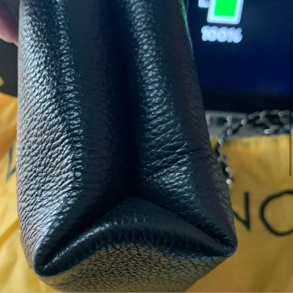 Mario Valentino crossbody bag. - Picture 2 of 8